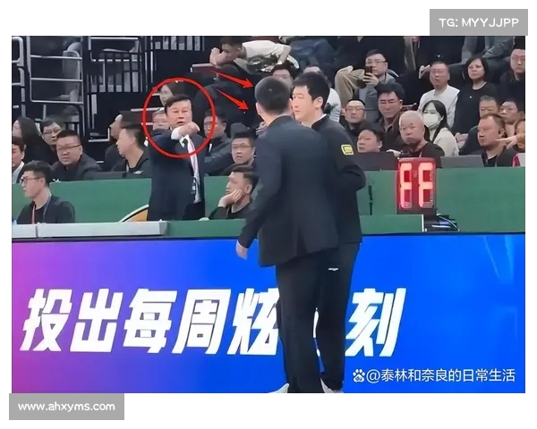 马立军正面怒指杨鸣 口型疑似爆粗口引热议 马立军正面怒指杨鸣 口型疑似爆粗口引热议